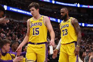 开云官网-文胖:保持前四获得主场优势对湖人至关重要 他们必须全力争胜