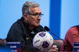 开云官网-津媒:国足踢得勇敢有余但算不上聪明,用人、打法暴露明显问题