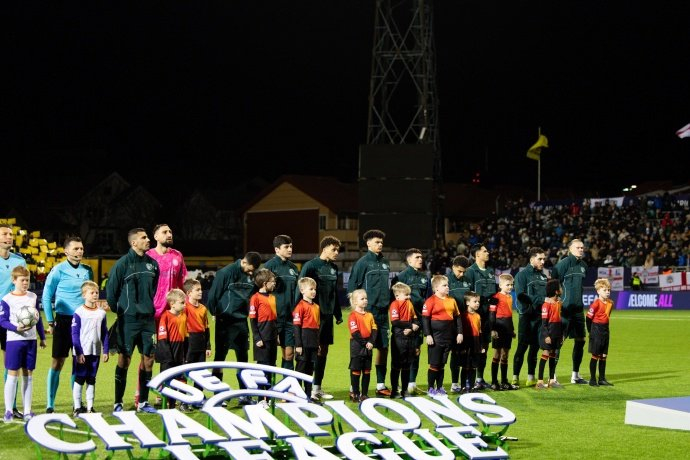 开云体育官网-曼城队长自掏腰包为374名远征球迷报销门票|曼彻斯特晚报|曼彻斯特|博德闪耀|欧冠|球票_新浪体育_新浪新闻