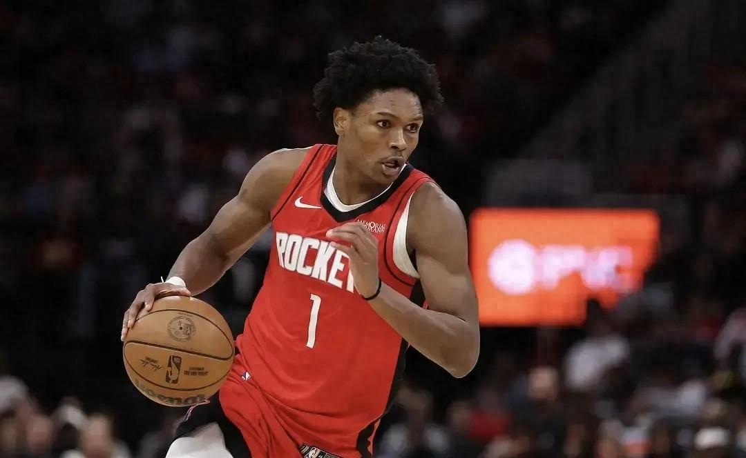 火箭噩耗！轰下22+12+4主控末节伤退，本就残缺的阵容彻底难了