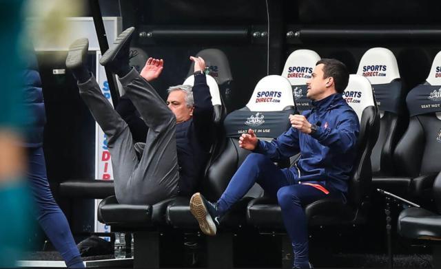 体育平台-【揭秘】穆里尼奥是怎样又一次众叛亲离的？