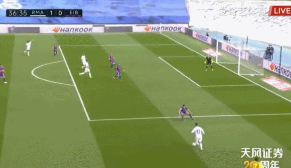 开云体育-【西甲】阿笑本泽马破门 皇马3进球被吹2比0埃瓦尔