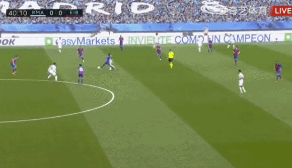 开云体育-【西甲】阿笑本泽马破门 皇马3进球被吹2比0埃瓦尔