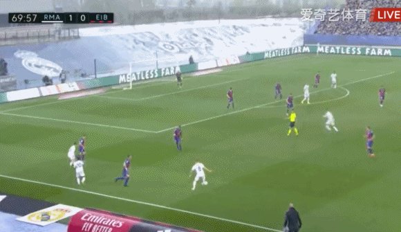 开云体育-【西甲】阿笑本泽马破门 皇马3进球被吹2比0埃瓦尔