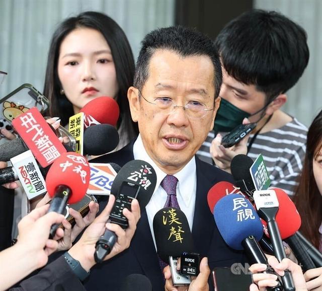 局面升级，大批导弹将抵台！赖清德选择了不归路，解放军战舰回防