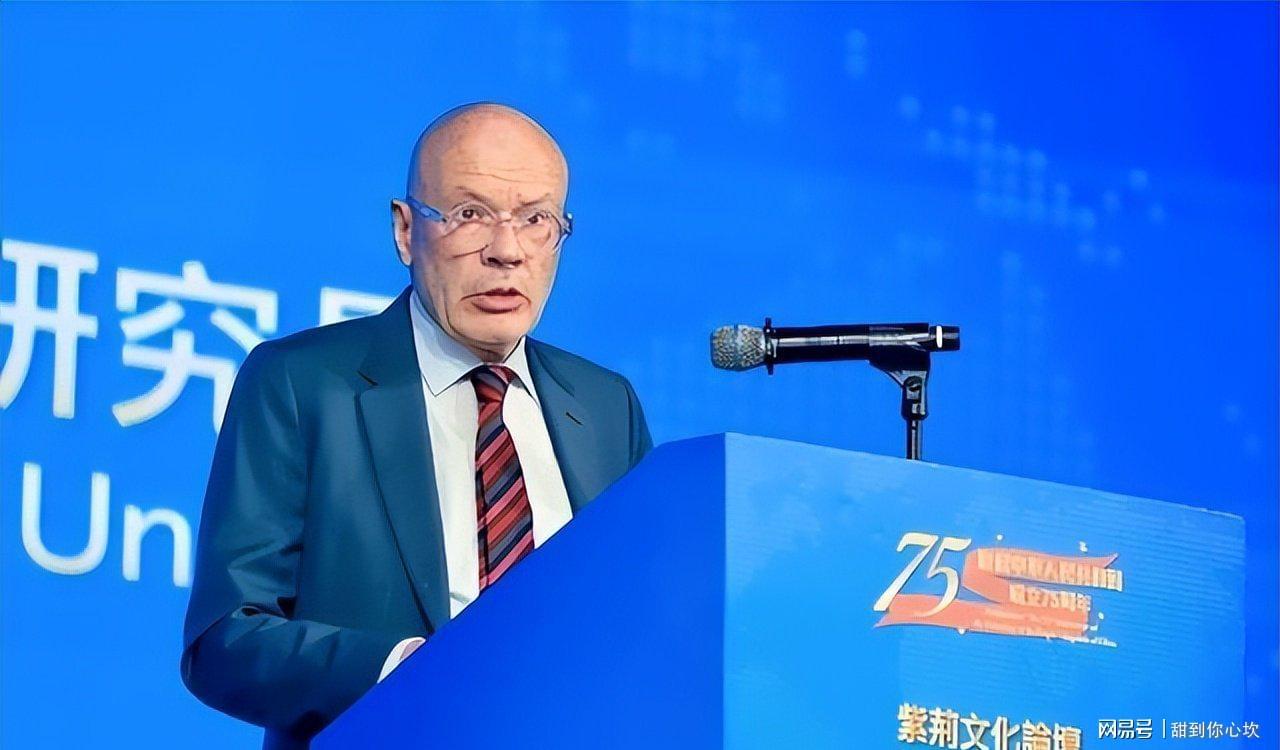 开云体育-西方国家为什么都不喜欢中国？英国专家：中国有一个“老问题”